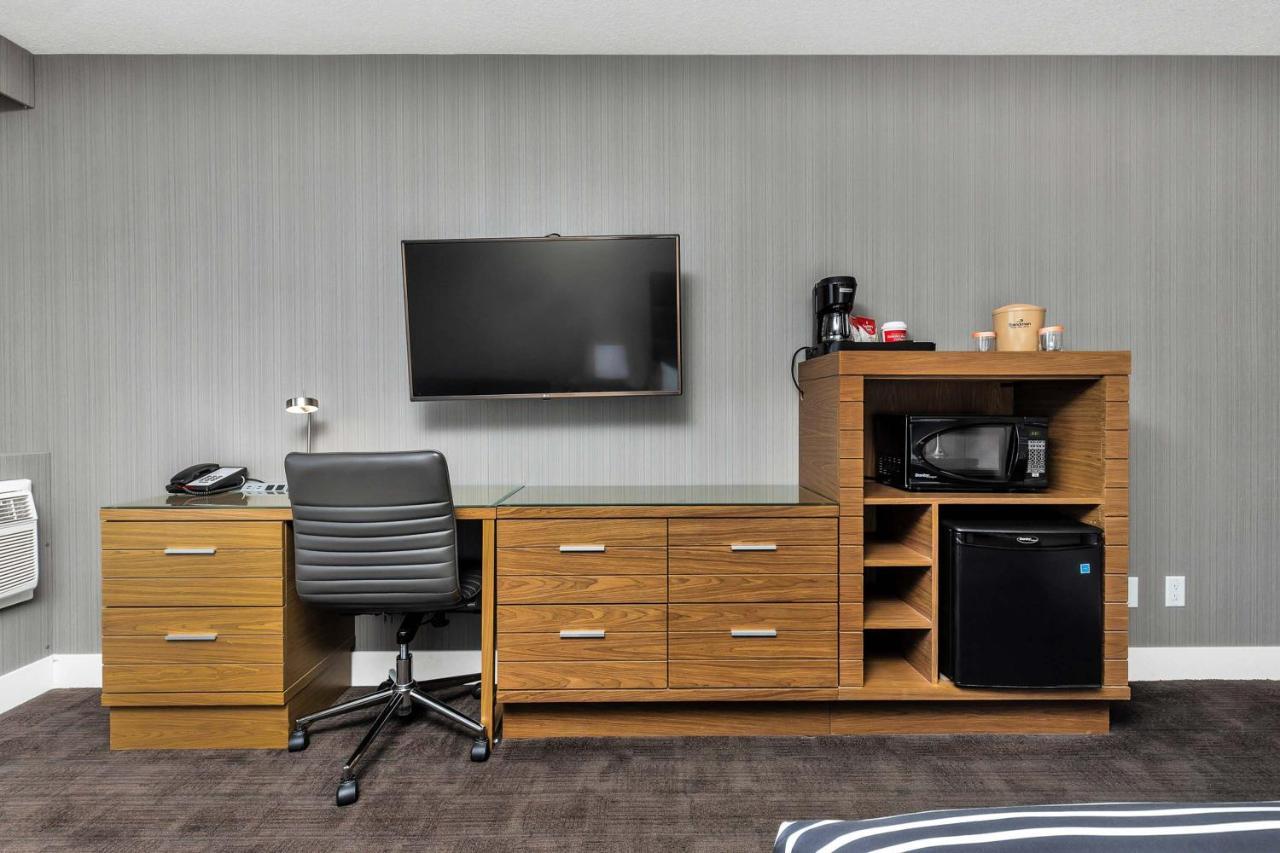 Sandman Hotel Grande Prairie Eksteriør billede