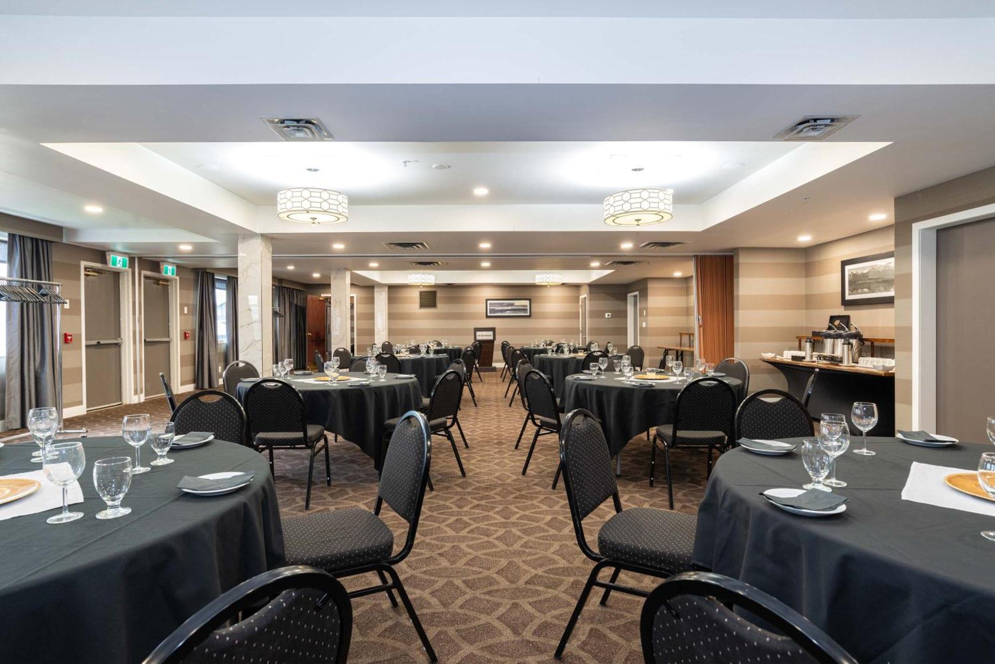 Sandman Hotel Grande Prairie Eksteriør billede